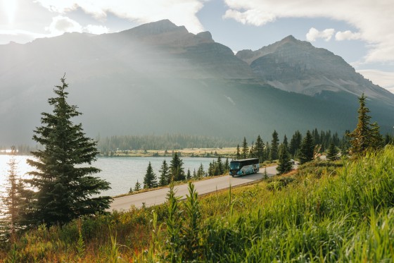 4-Day One-way Canadian Rockies tour visit Kelowna, Columbia Icefield , Banff National Park, Vancouver in/ Calgary out